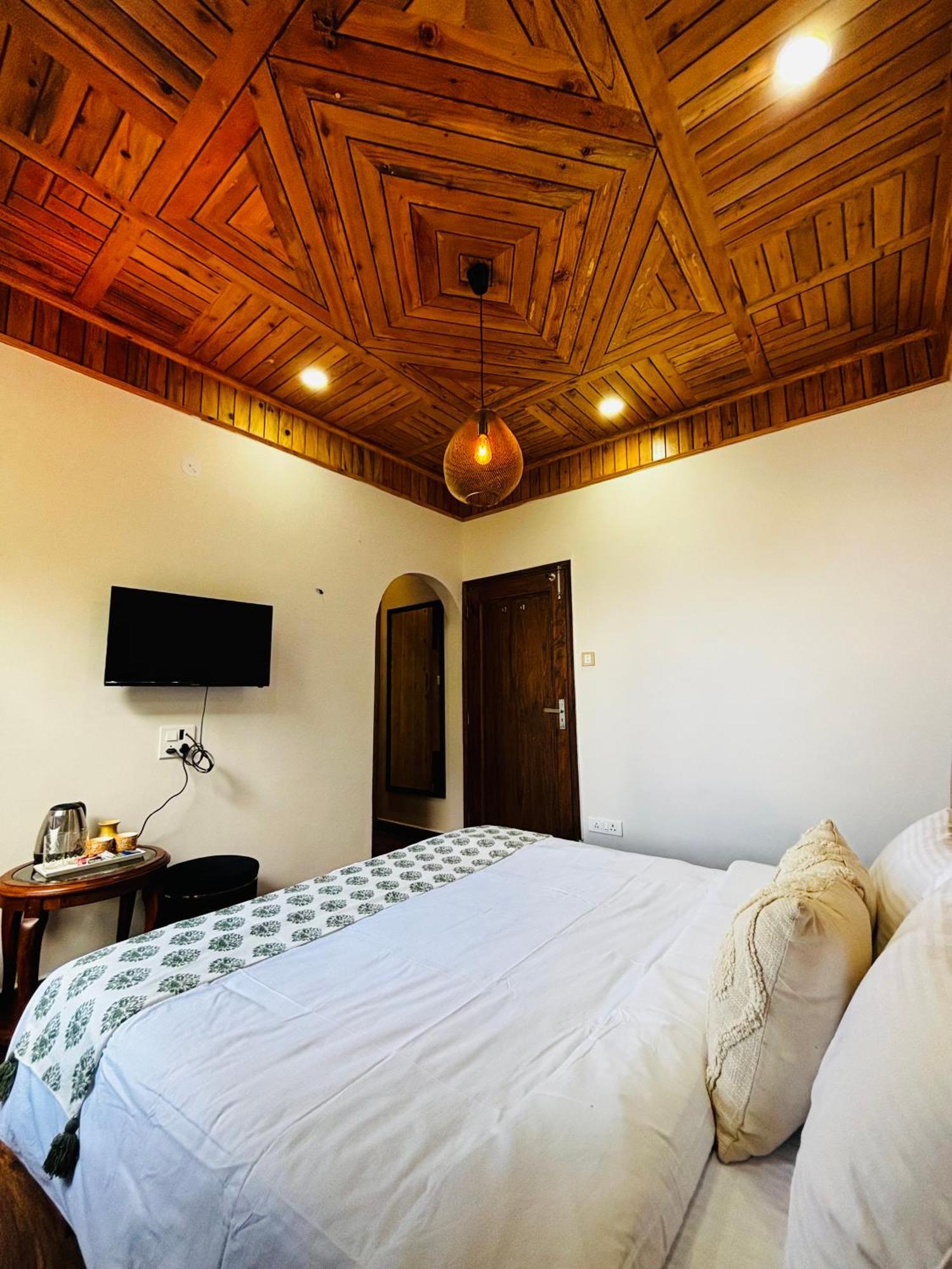 Hilly Horizon Bnb Kufri Cheog Luaran gambar
